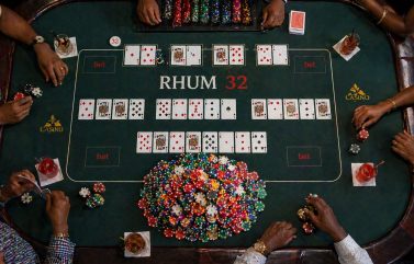 The Edge Game: Advanced Strategy, Psychology and Probability in Rhum 32